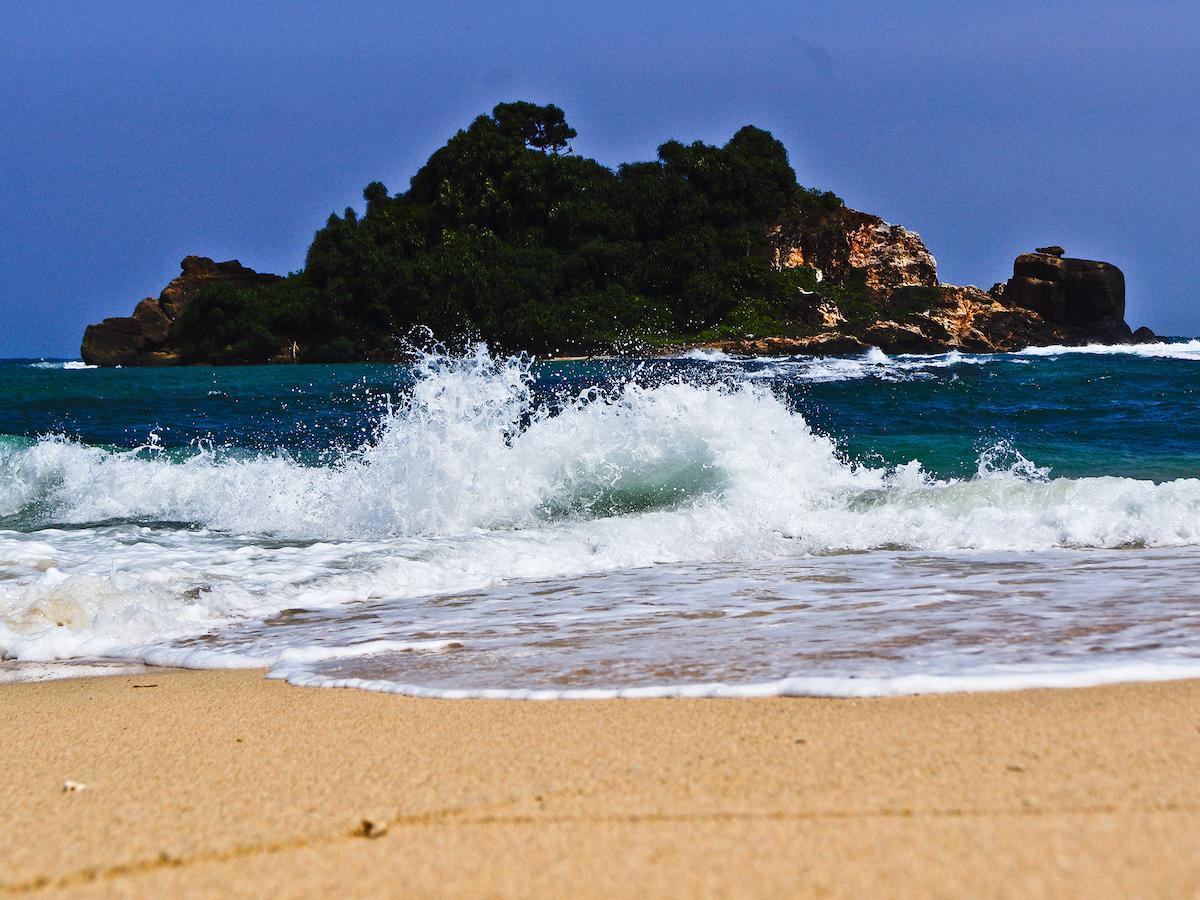 Sayurima Beach Hotel Ahangama Ngoại thất bức ảnh
